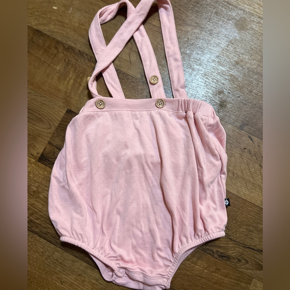 Kyte Baby 4T pink romper